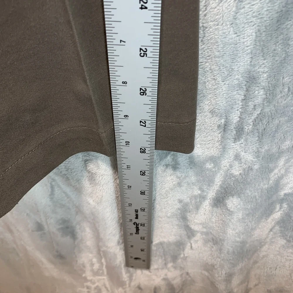 Docker's‎ Men's Workday Khaki 34 x 30 Brown Classic Fit Smart Flex Waistband